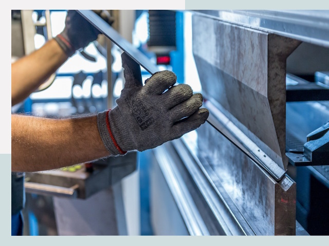 Гибка металла в Санкт-Петербурге